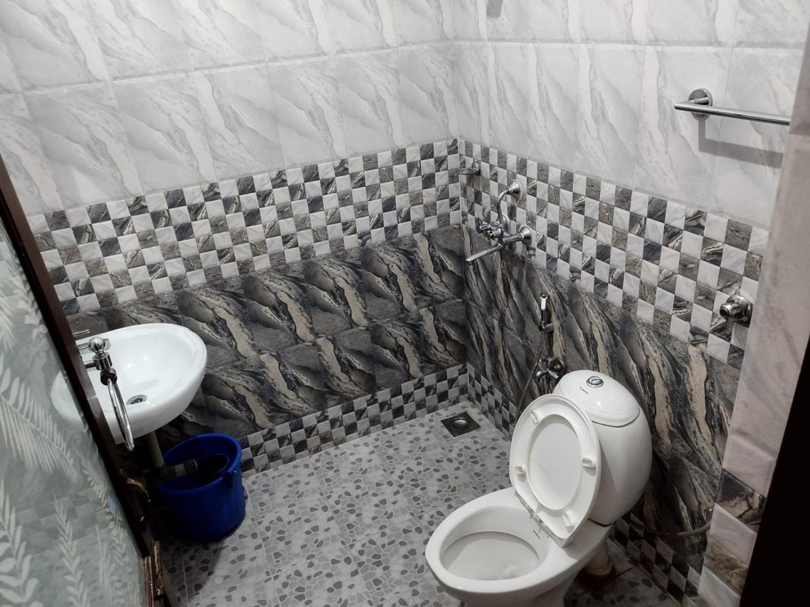 Rocks Homestay Calangute